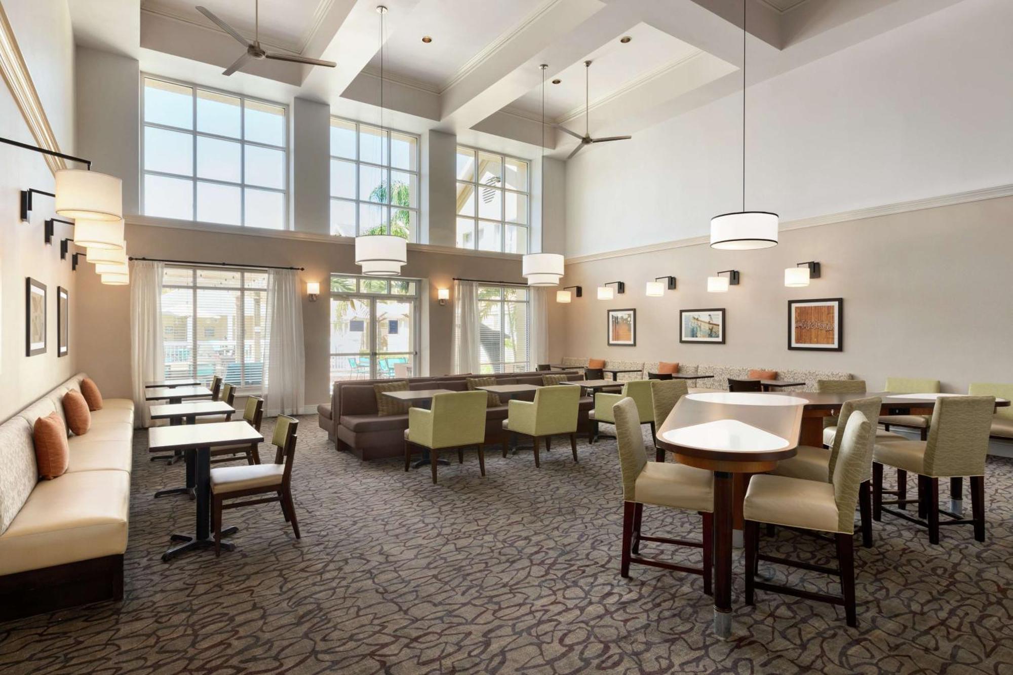 Homewood Suites By Hilton St. Petersburg Κλιαργουότερ Εξωτερικό φωτογραφία