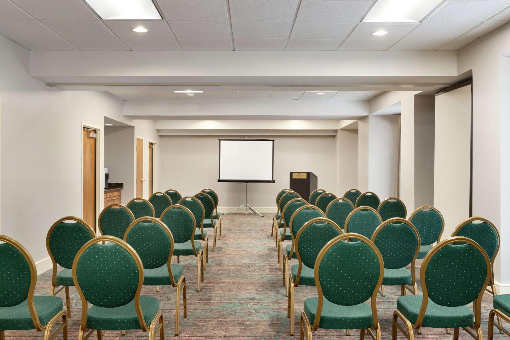 Homewood Suites By Hilton St. Petersburg Κλιαργουότερ Εξωτερικό φωτογραφία