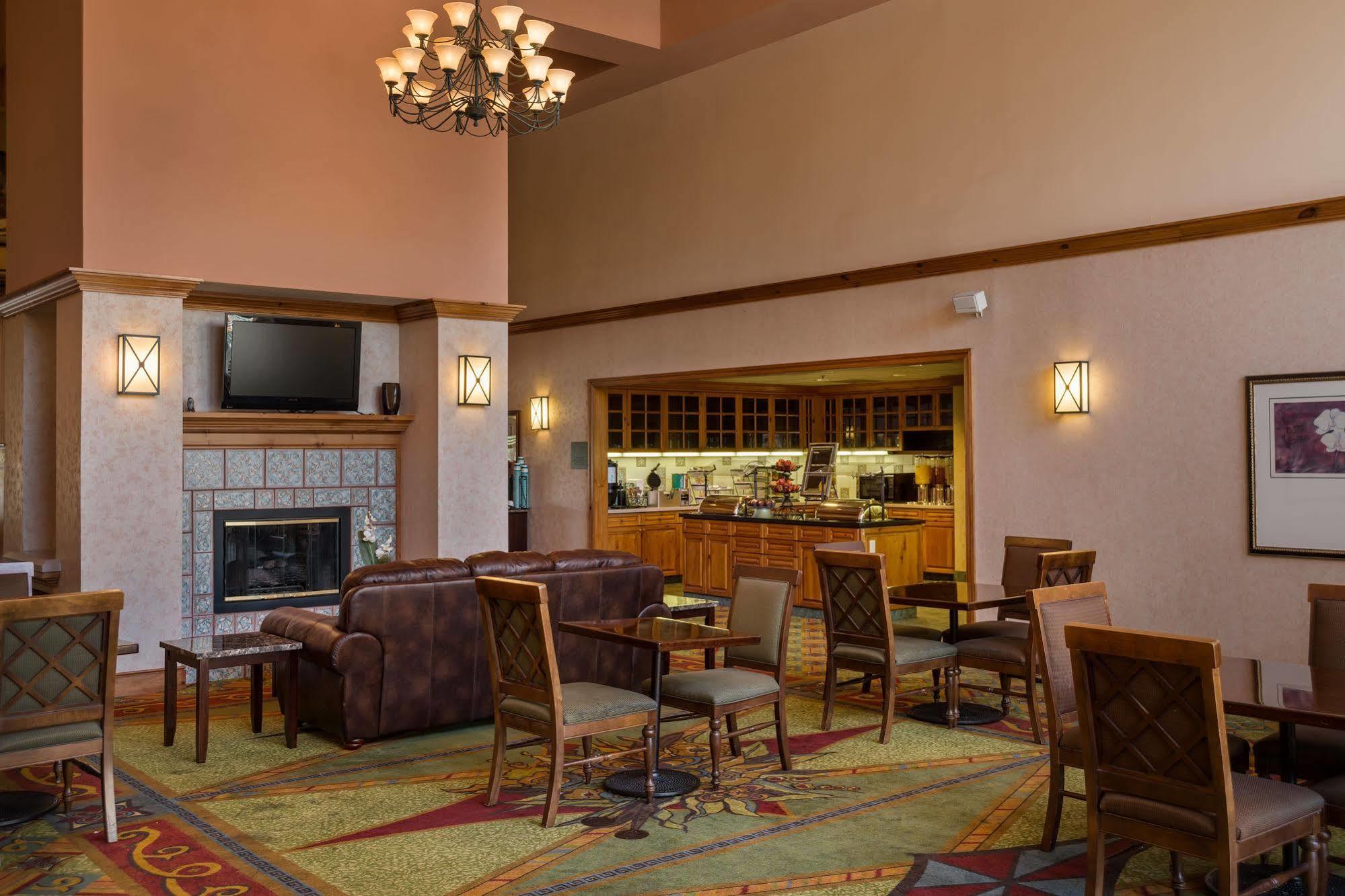 Homewood Suites By Hilton St. Petersburg Κλιαργουότερ Εξωτερικό φωτογραφία