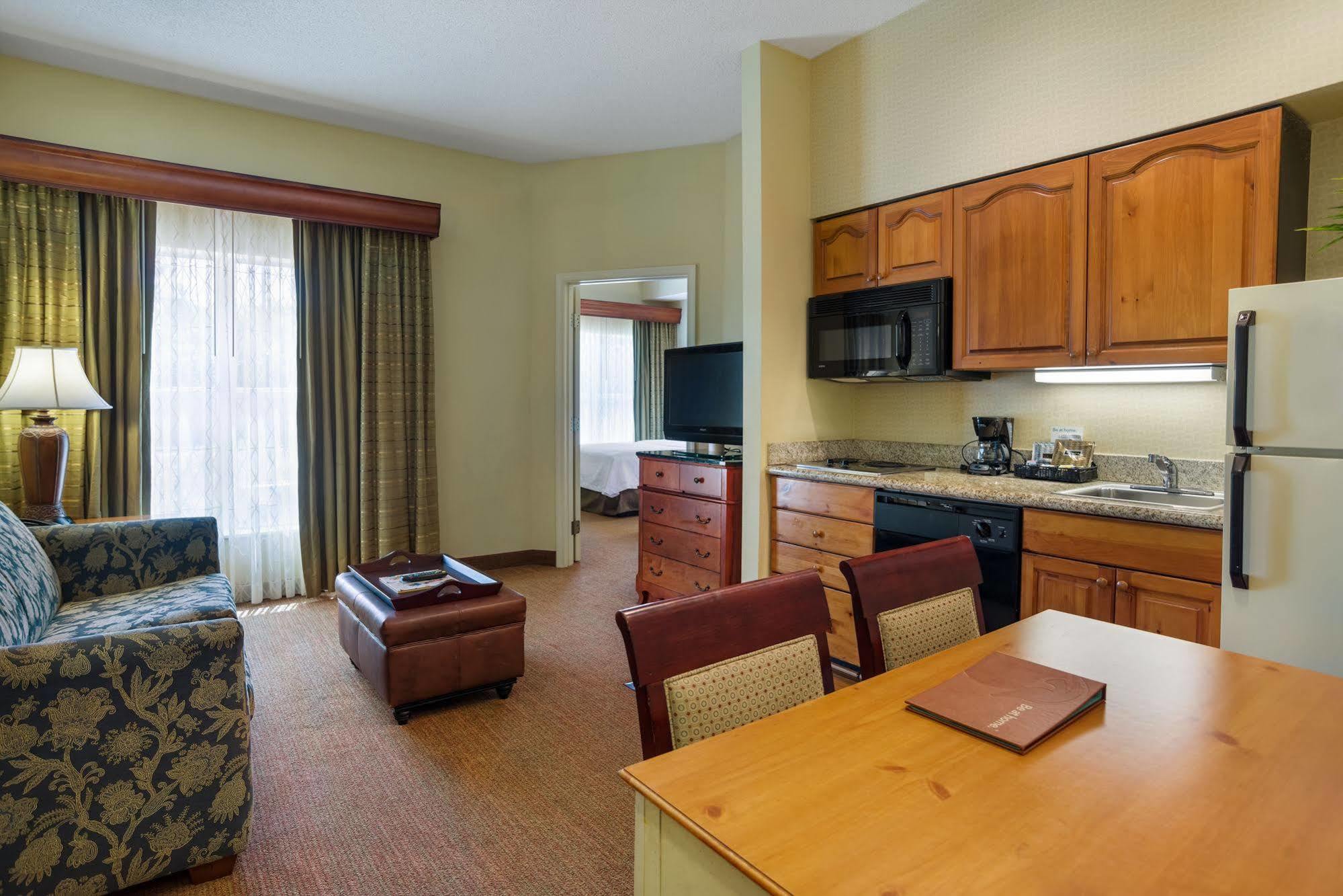 Homewood Suites By Hilton St. Petersburg Κλιαργουότερ Εξωτερικό φωτογραφία